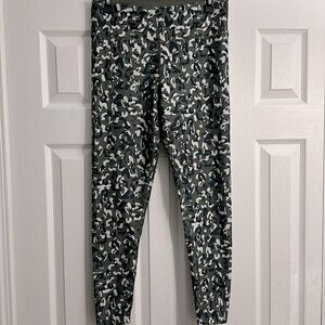 SoulCycle Camo Leggings (L)